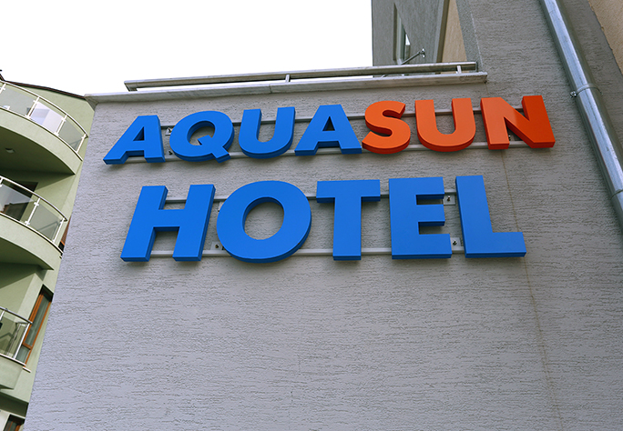 Екстериорно 3D брандиране на AquaSun Hotel and Spa